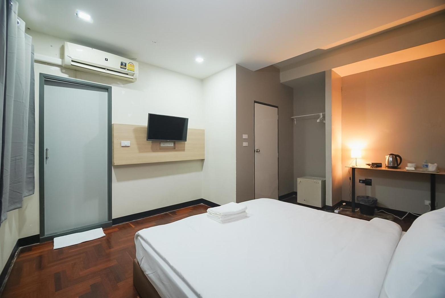 Go Inn Silom - Bts Saint Louis Bangkok Bagian luar foto