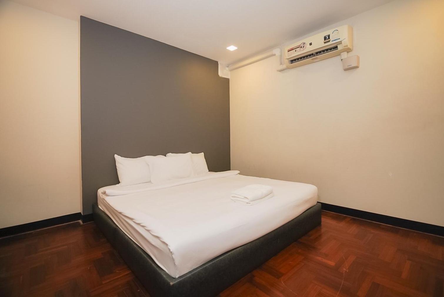 Go Inn Silom - Bts Saint Louis Bangkok Bagian luar foto